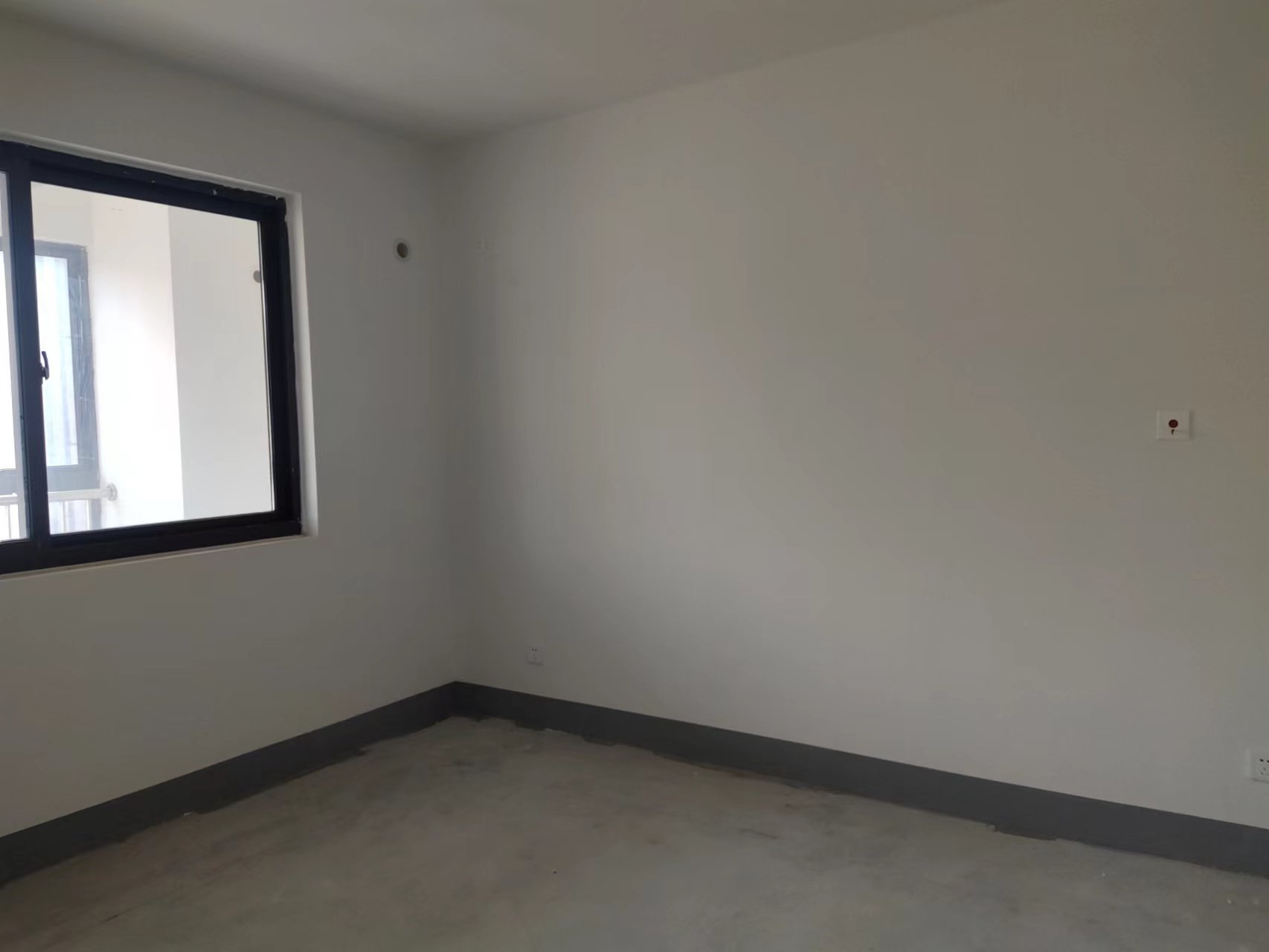 兴石花园 3室1厅1卫 119m&sup2;