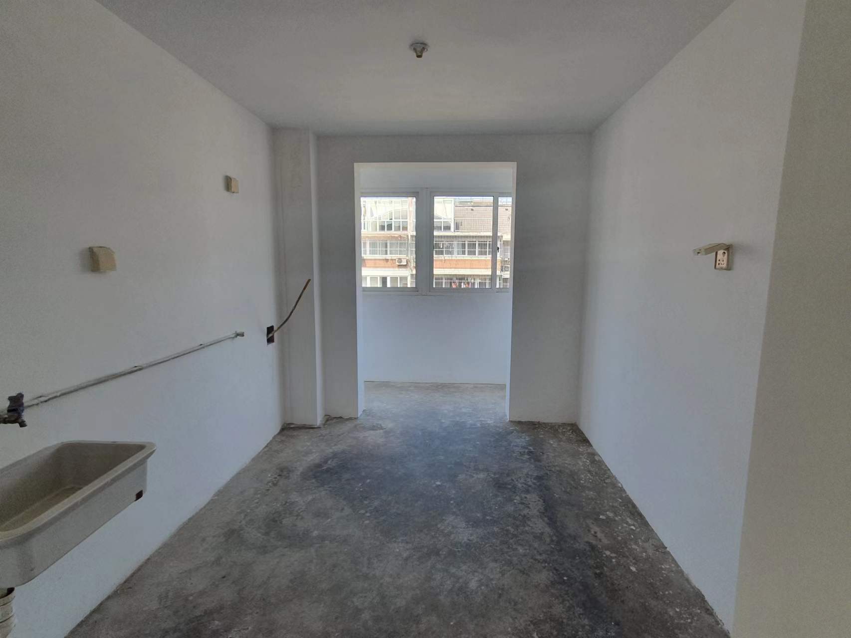 五山花苑 6室2厅2卫 209.18m&sup2;