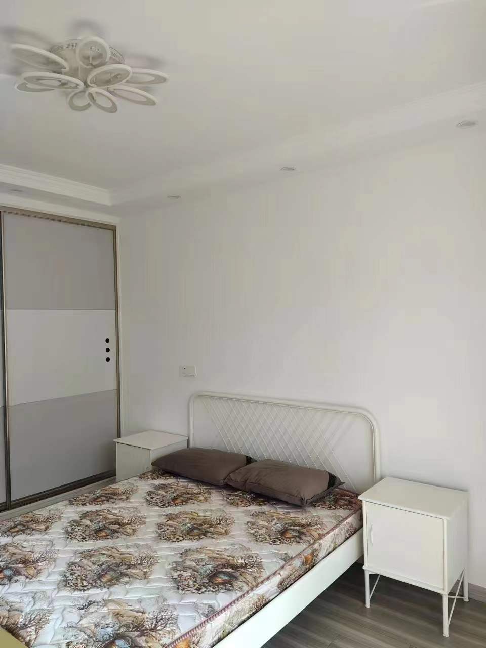 板桥东村 1室1厅1卫 46m&sup2;