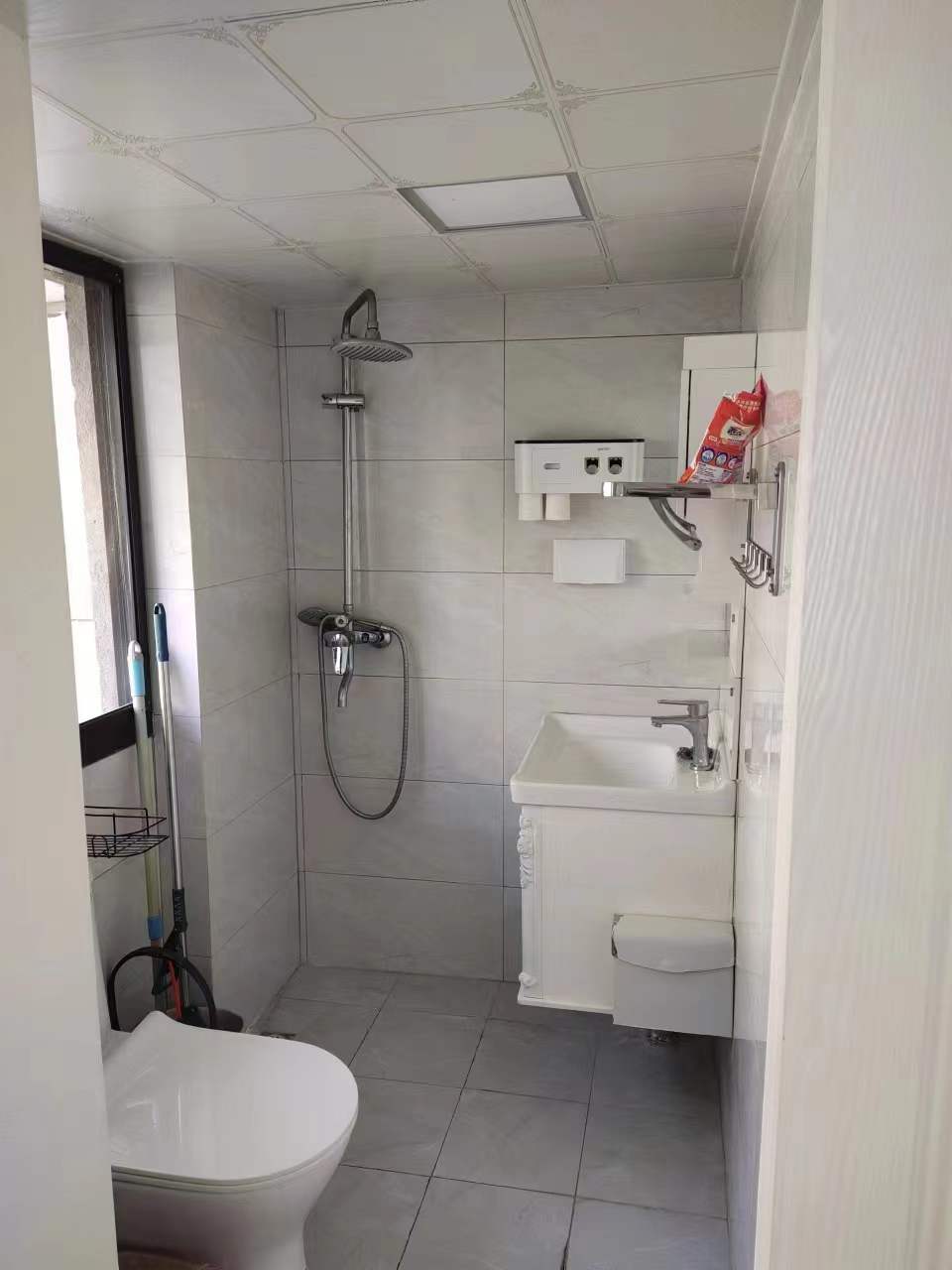 板桥东村 1室1厅1卫 46m&sup2;