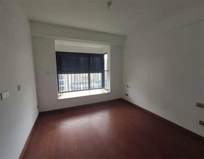 林肯公园 3室2厅2卫 113m&sup2;