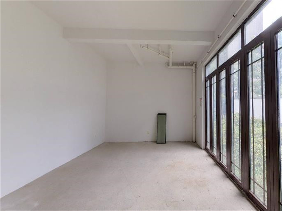 九间堂山居 5室2厅3卫 236.00m&sup2;