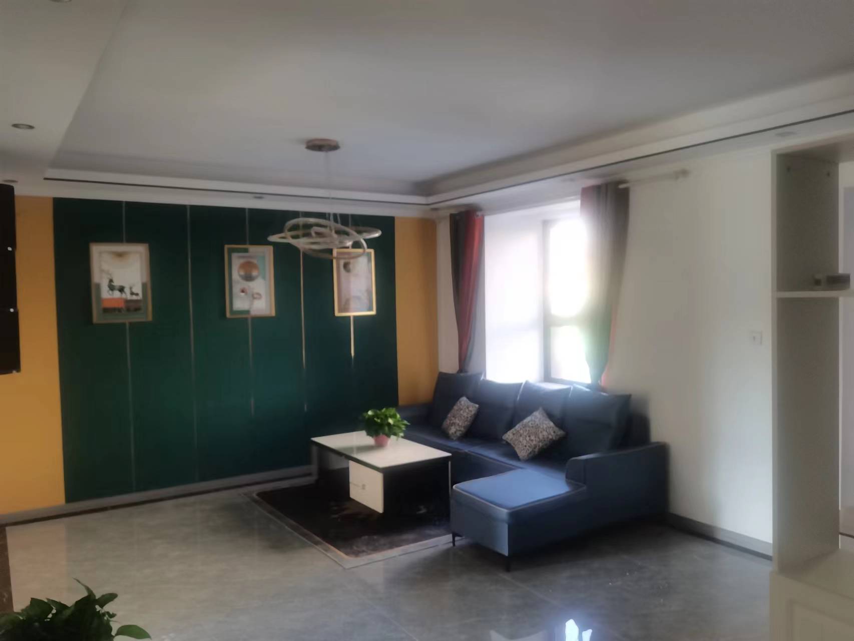 三里墩花苑 2室1厅1卫 85m&sup2;