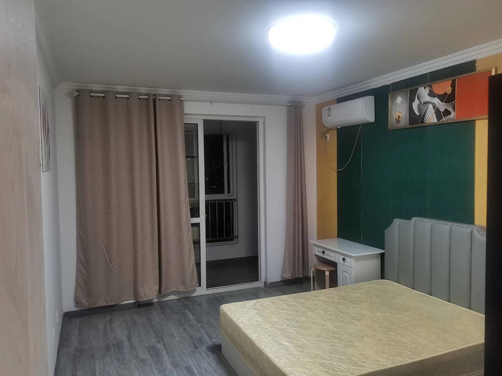 三里墩花苑 2室1厅1卫 85m&sup2;