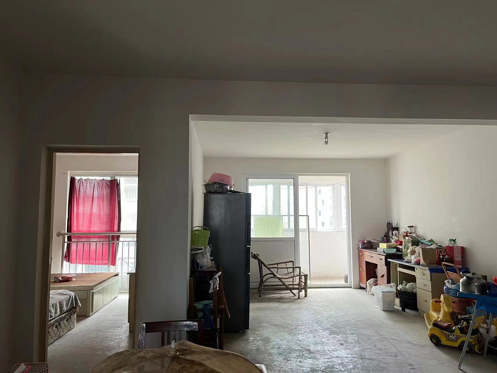 新华北苑 3室2厅2卫 154m&sup2;