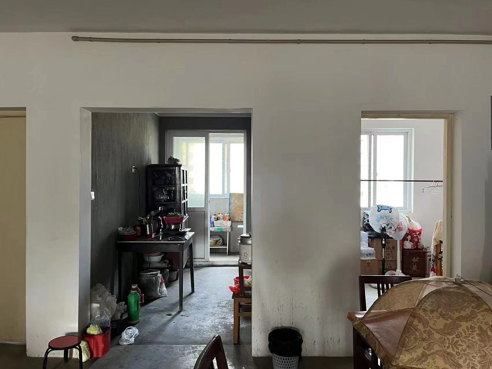 新华北苑 3室2厅2卫 154m&sup2;