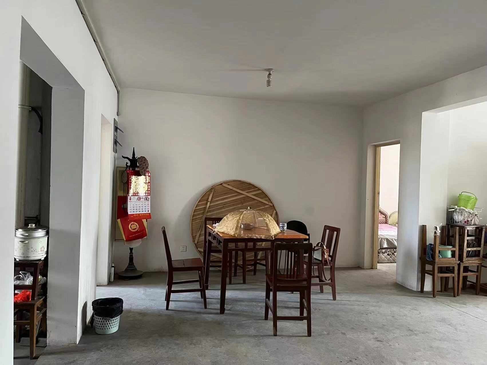 新华北苑 3室2厅2卫 154m&sup2;