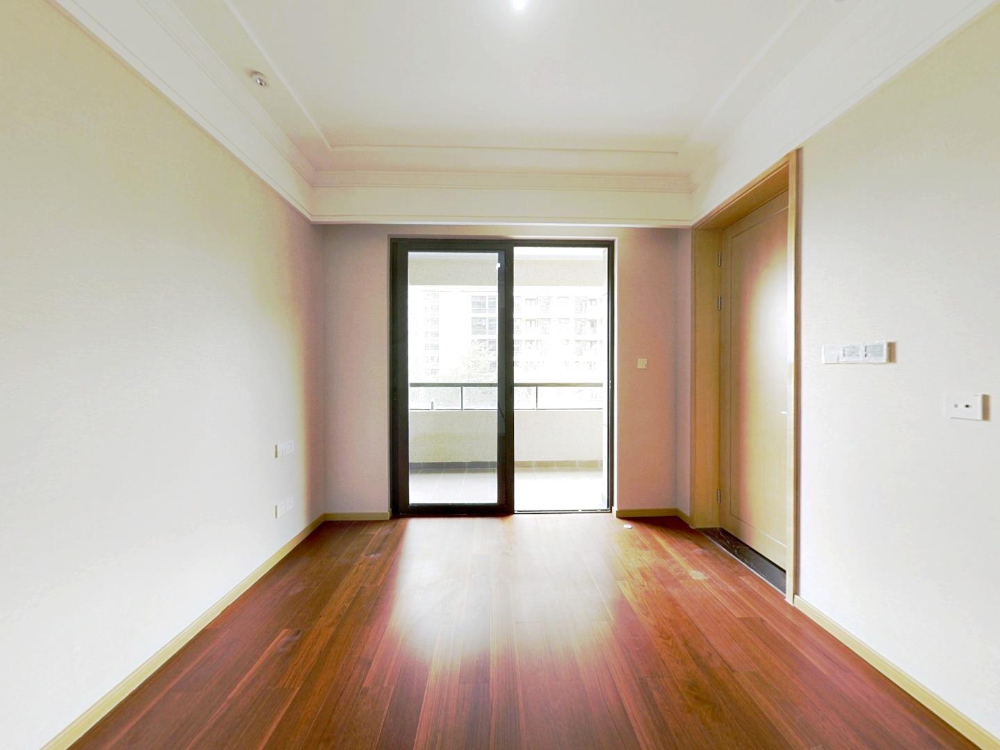 兰园 4室2厅2卫 143m&sup2;