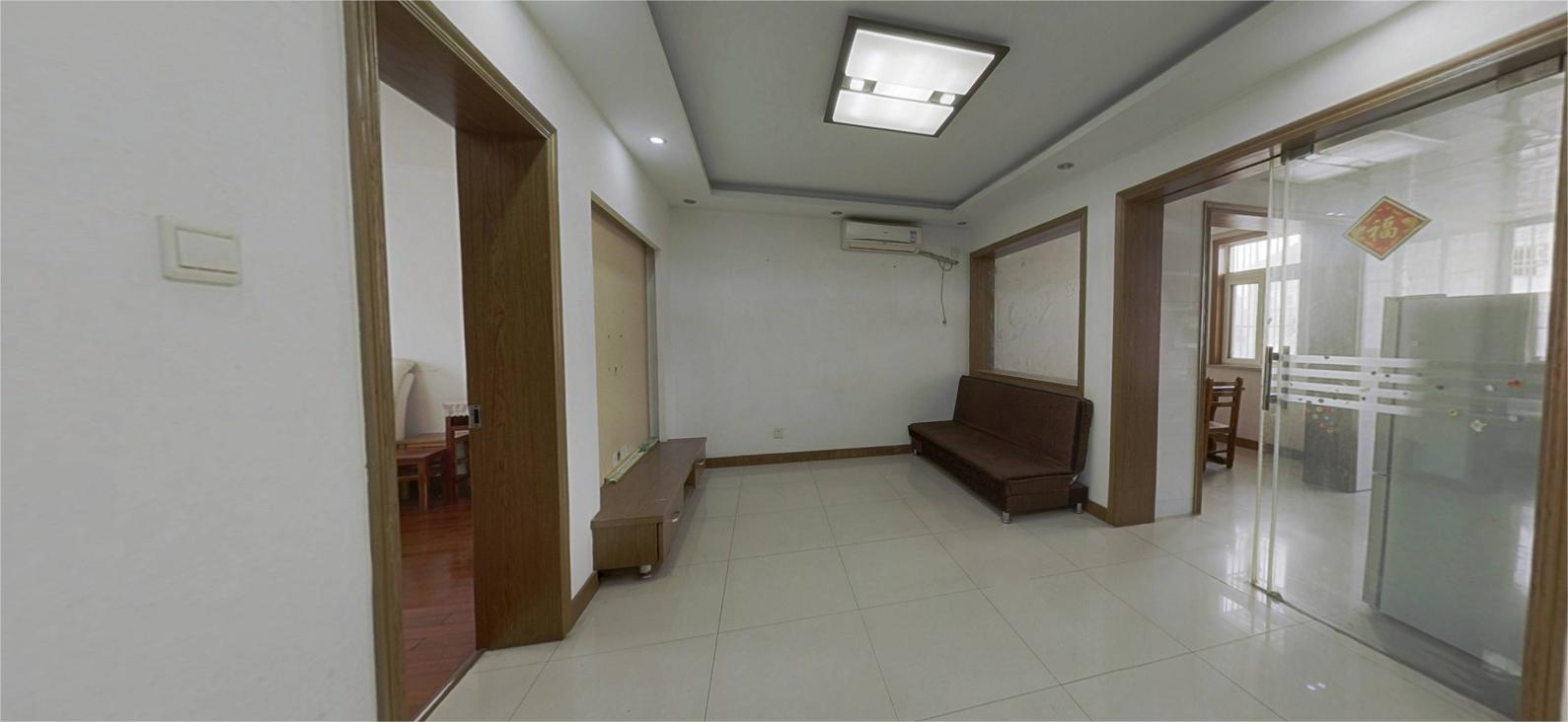 越江新村 2室2厅1卫 84m&sup2;