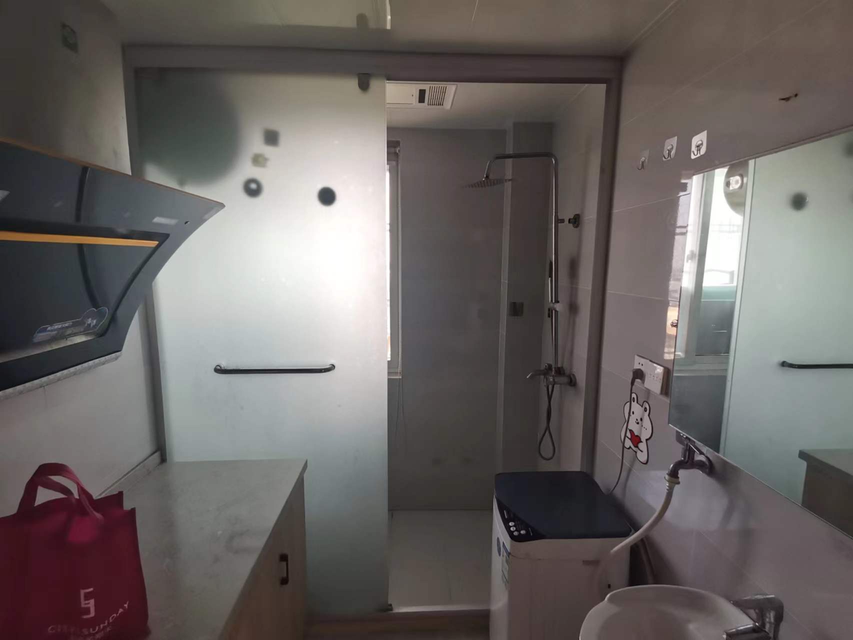 江海东苑 1室1厅1卫 35m&sup2;