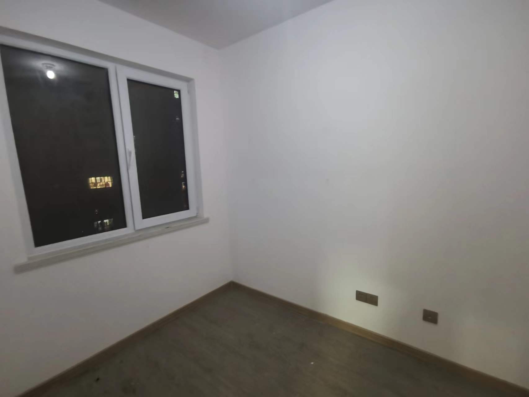 世茂九龙庭 3室2厅2卫 124m&sup2;
