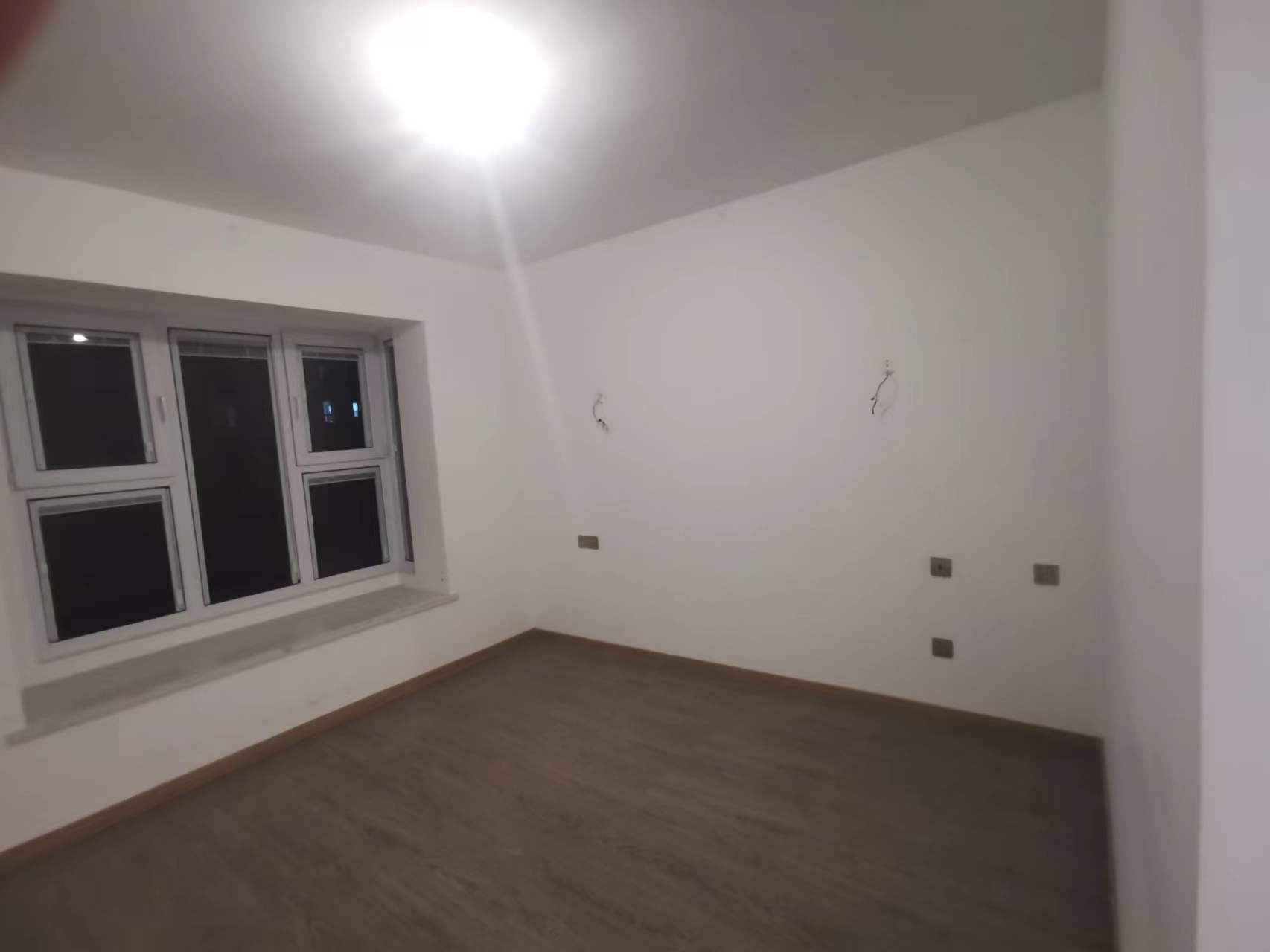 世茂九龙庭 3室2厅2卫 124m&sup2;