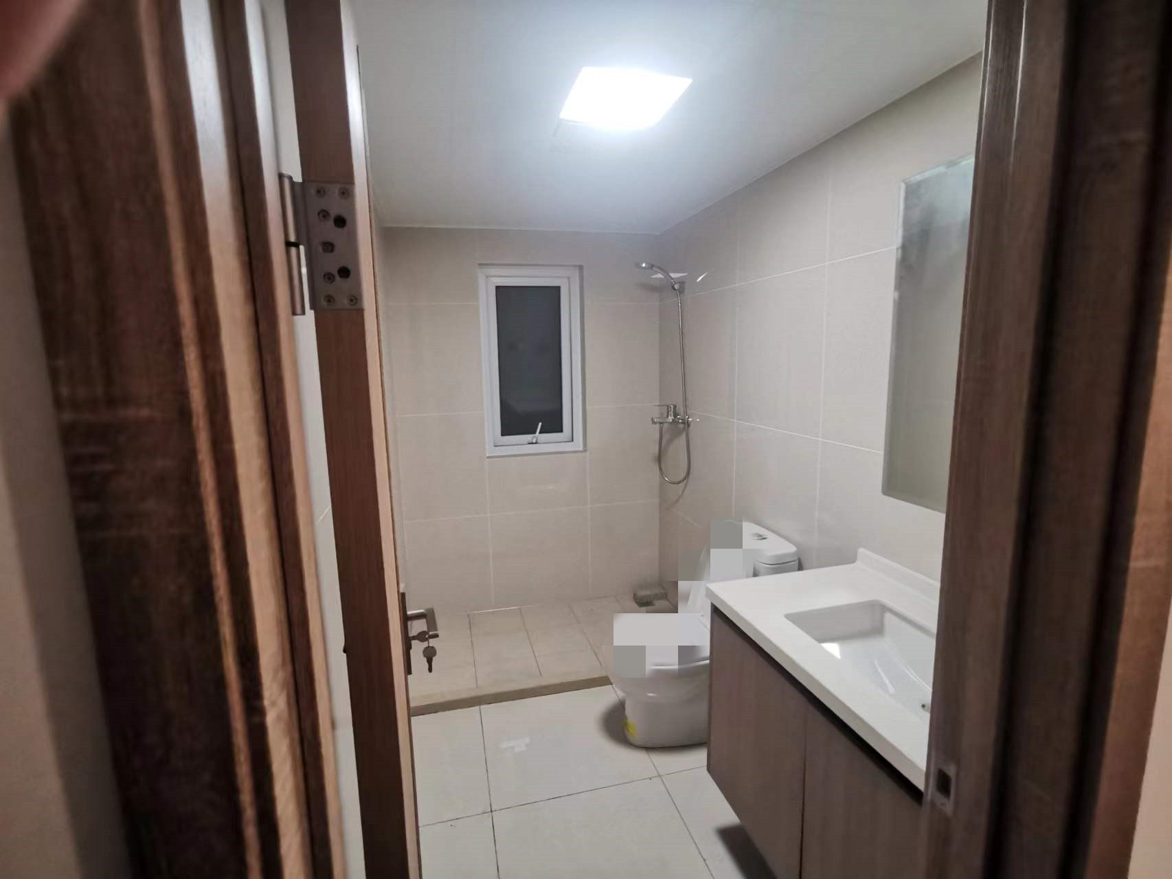 世茂九龙庭 3室2厅2卫 124m&sup2;