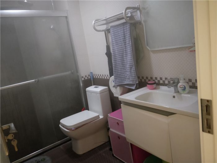 帝奥世伦名郡 3室2厅2卫 140m&sup2;
