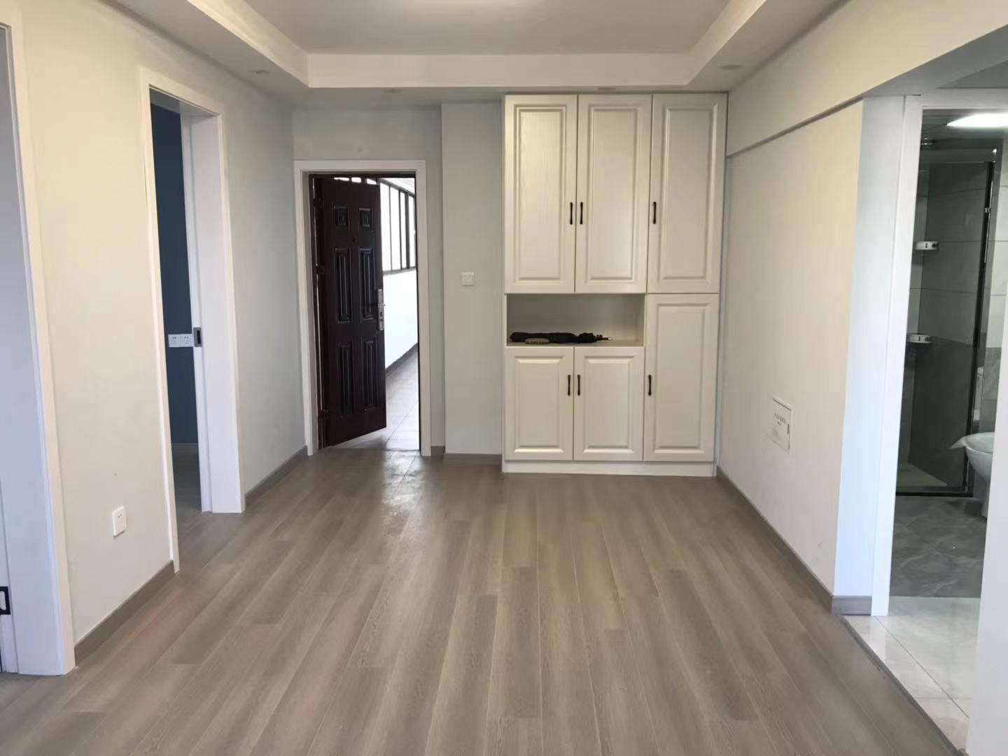 华能大厦 2室1厅1卫 73m&sup2;