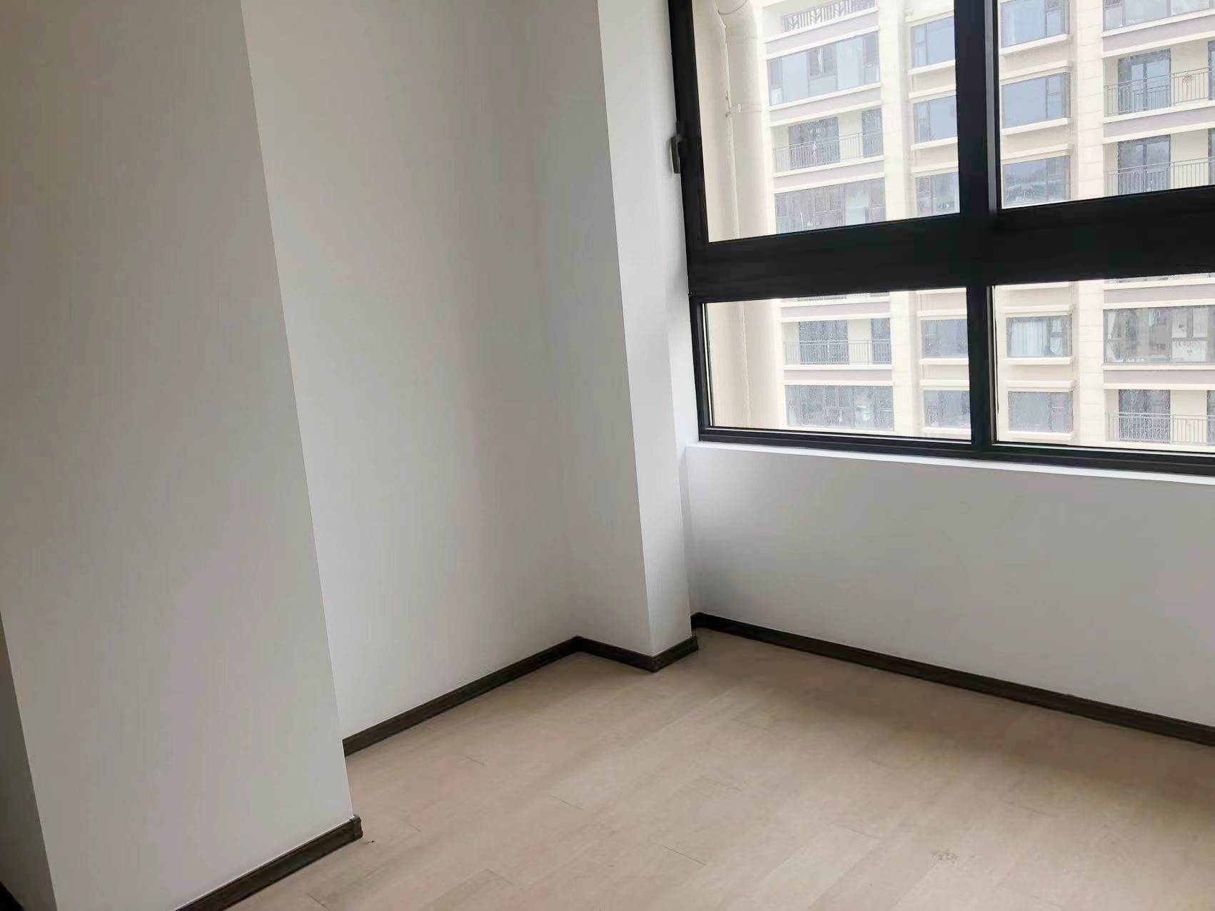 春风南岸西园 4室2厅3卫 167m&sup2;