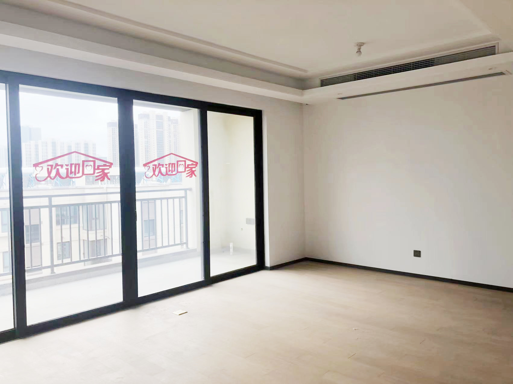 春风南岸西园 4室2厅3卫 167m²