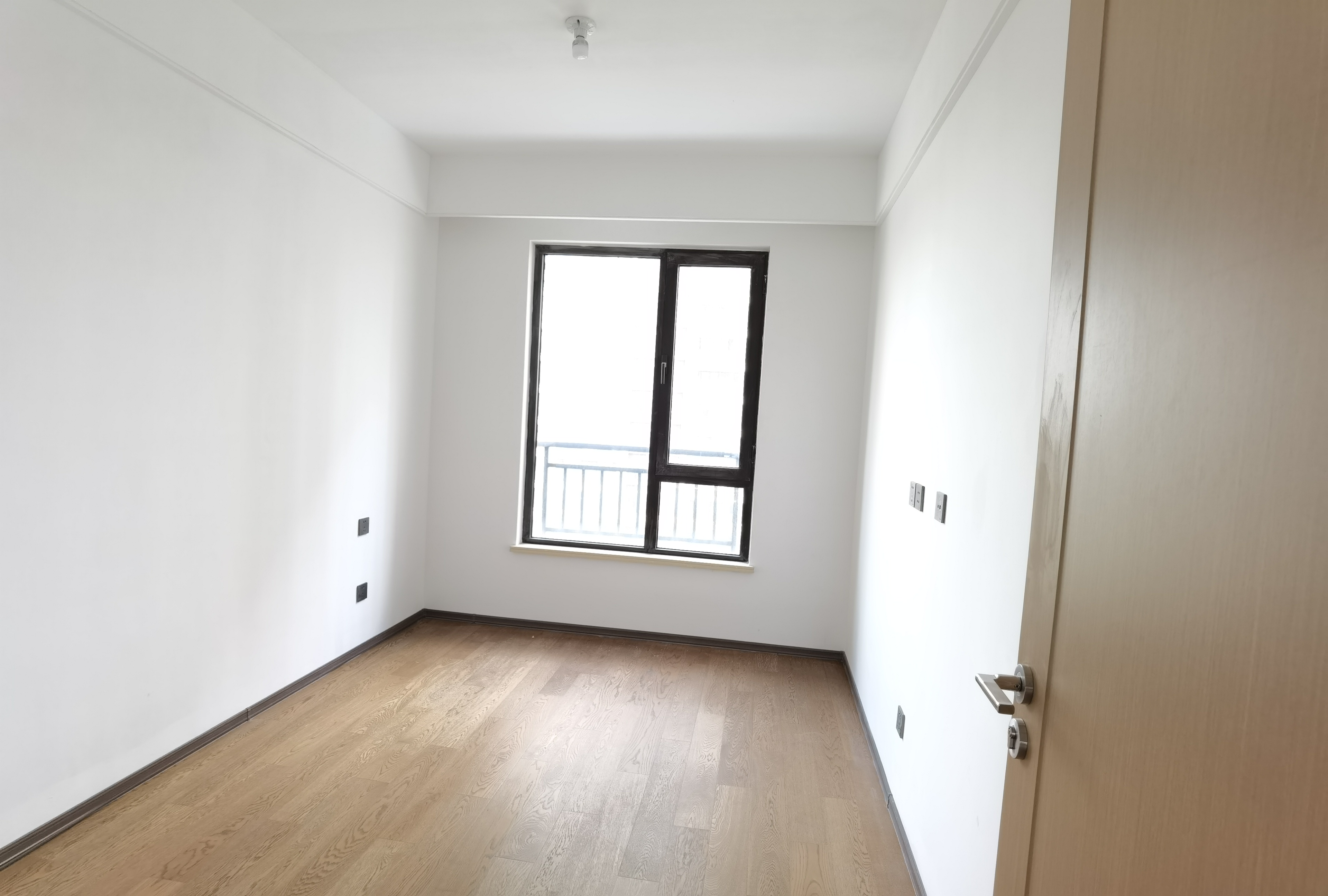 春风南岸西园 4室2厅2卫 136m&sup2;