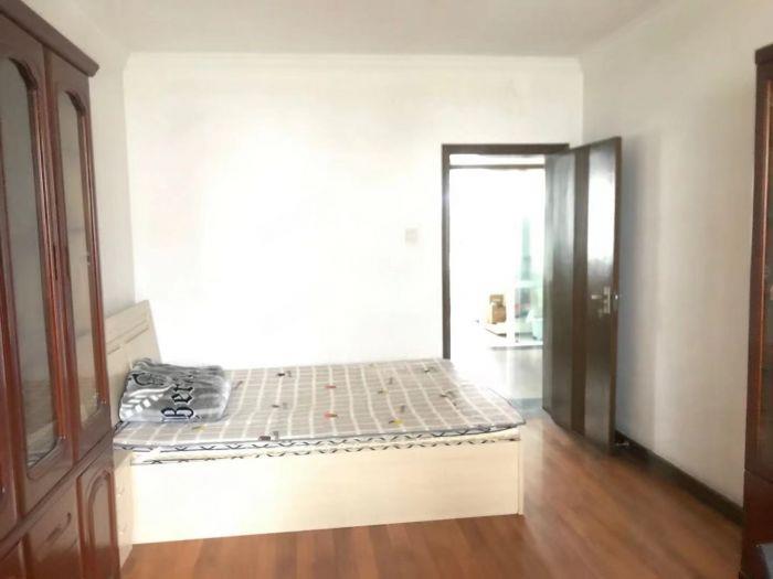 濠西园 3室2厅1卫 158m&sup2;