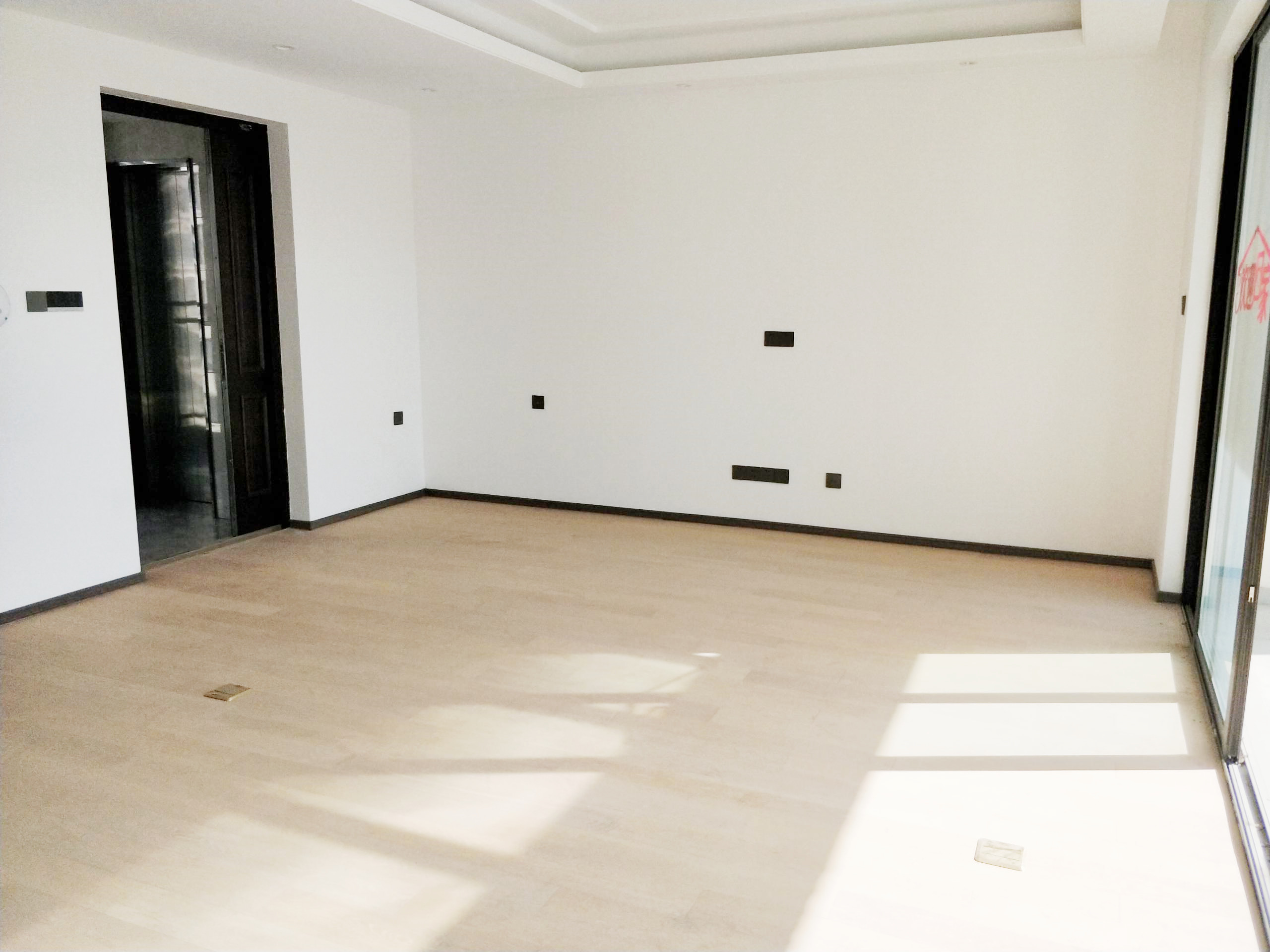 春风南岸西园 6室2厅2卫 167m&sup2;