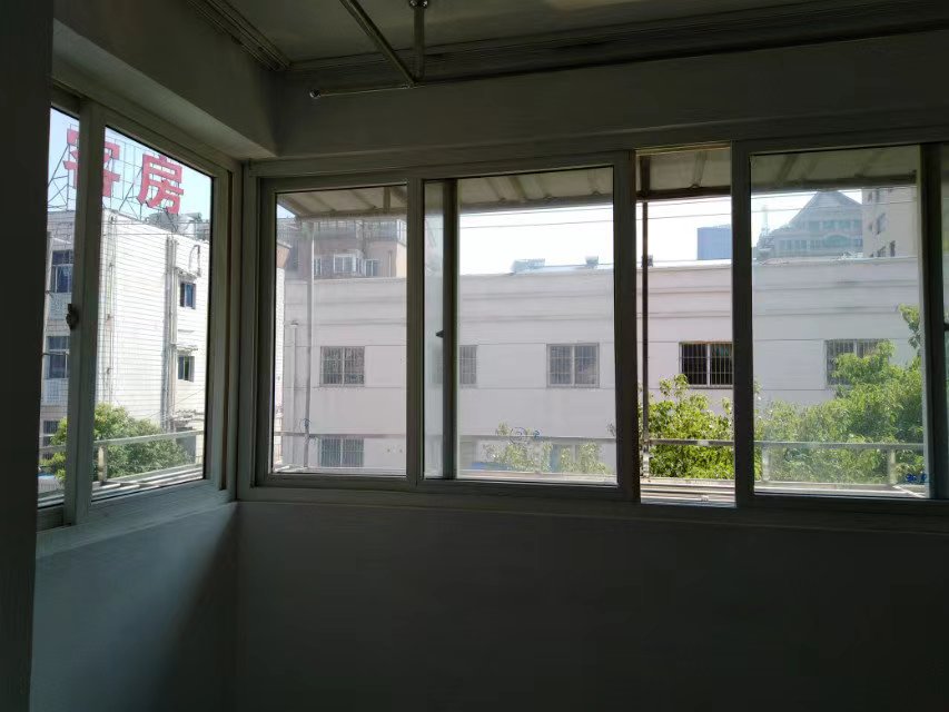 恒基花苑 2室2厅1卫 80m&sup2;