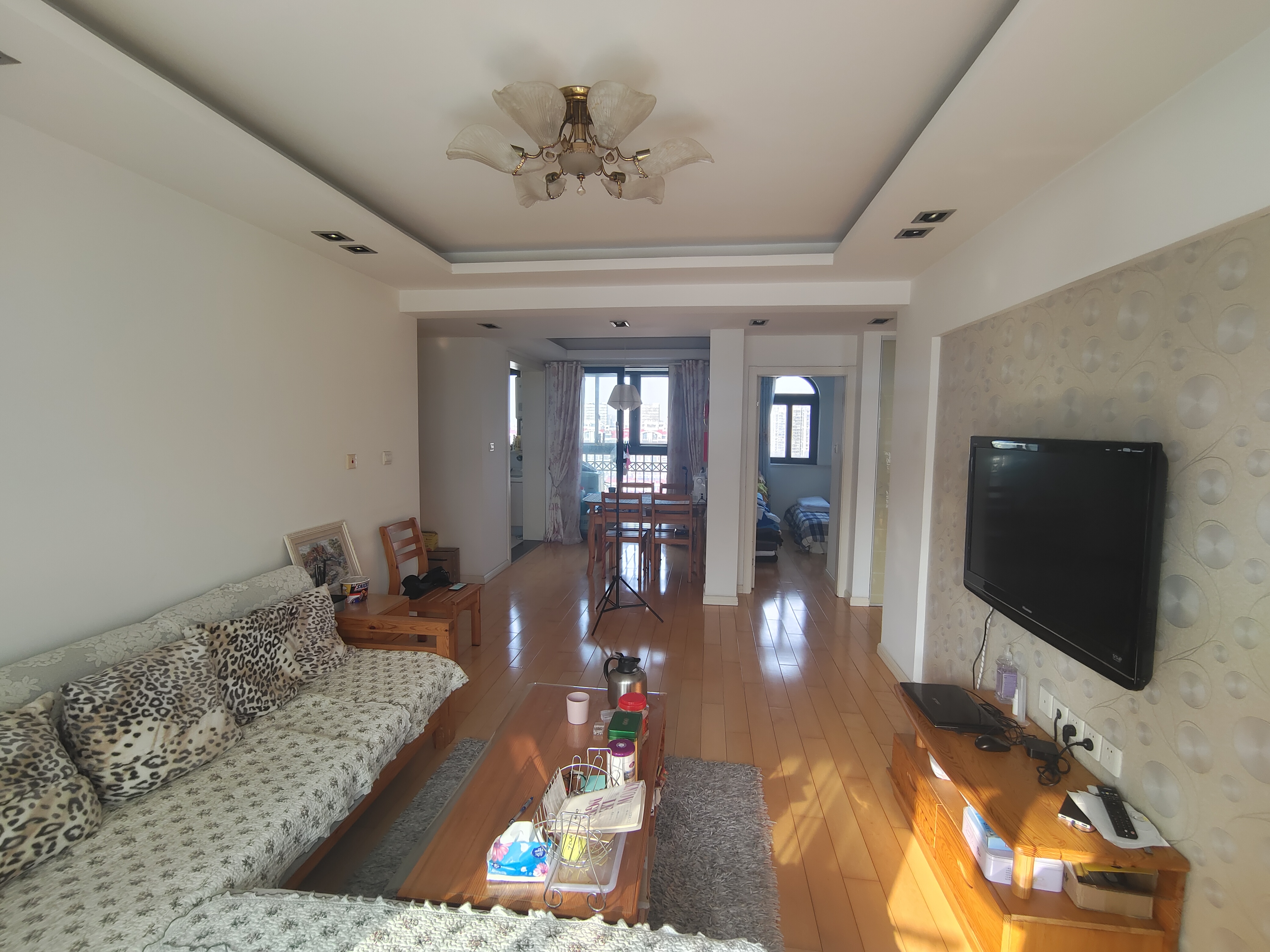 高迪晶城 2室2厅2卫 93m&sup2;