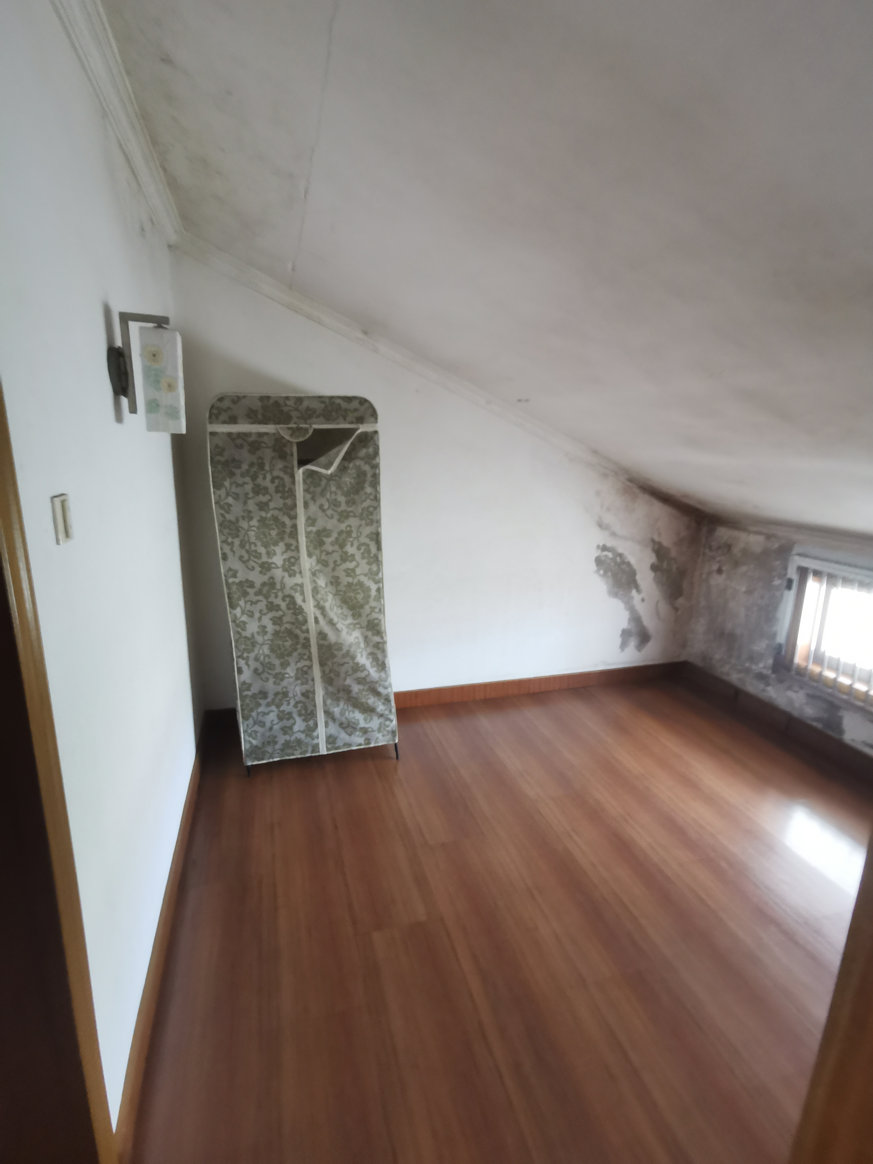 学田北苑 4室2厅1卫 78.00m&sup2;