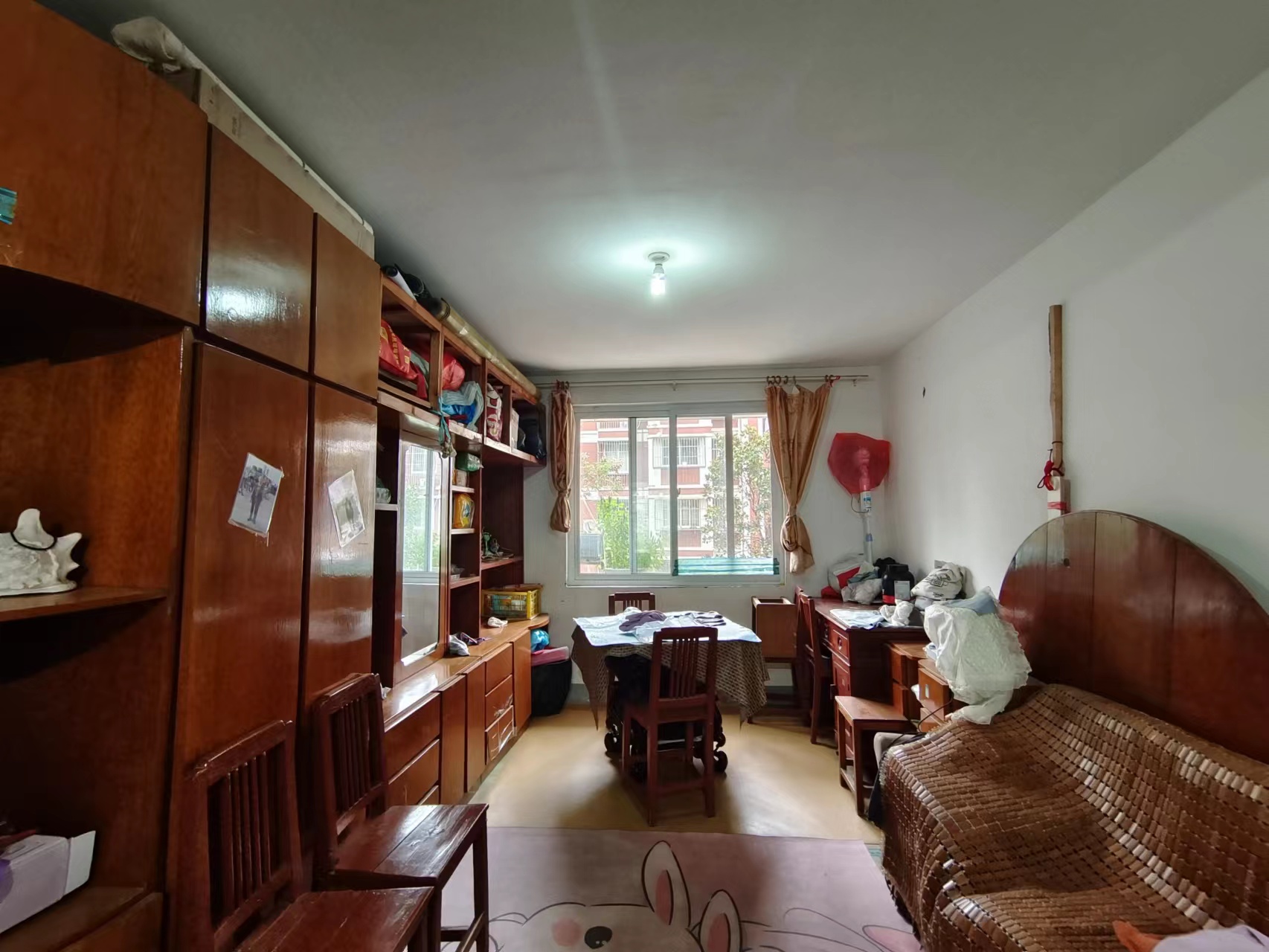 新港花苑 2室2厅1卫 83.00m²