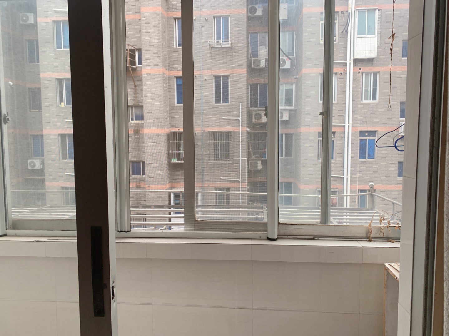 濠东路63号 3室1厅1卫 75m&sup2;