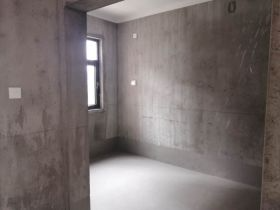 华强城 3室2厅2卫 130m&sup2;