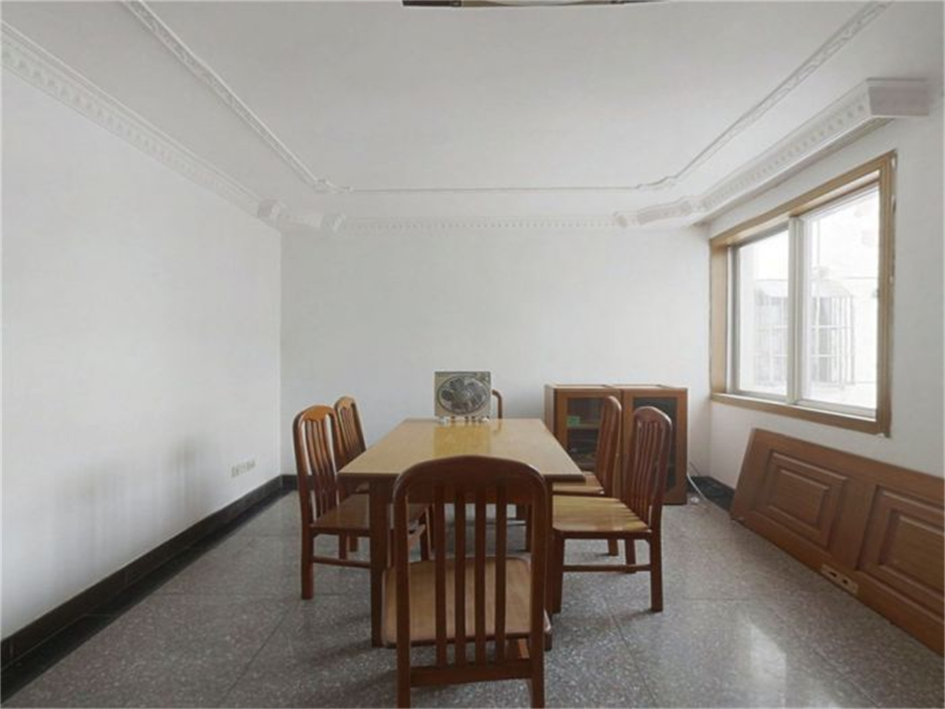 光明南村 2室1厅1卫 76m&sup2;
