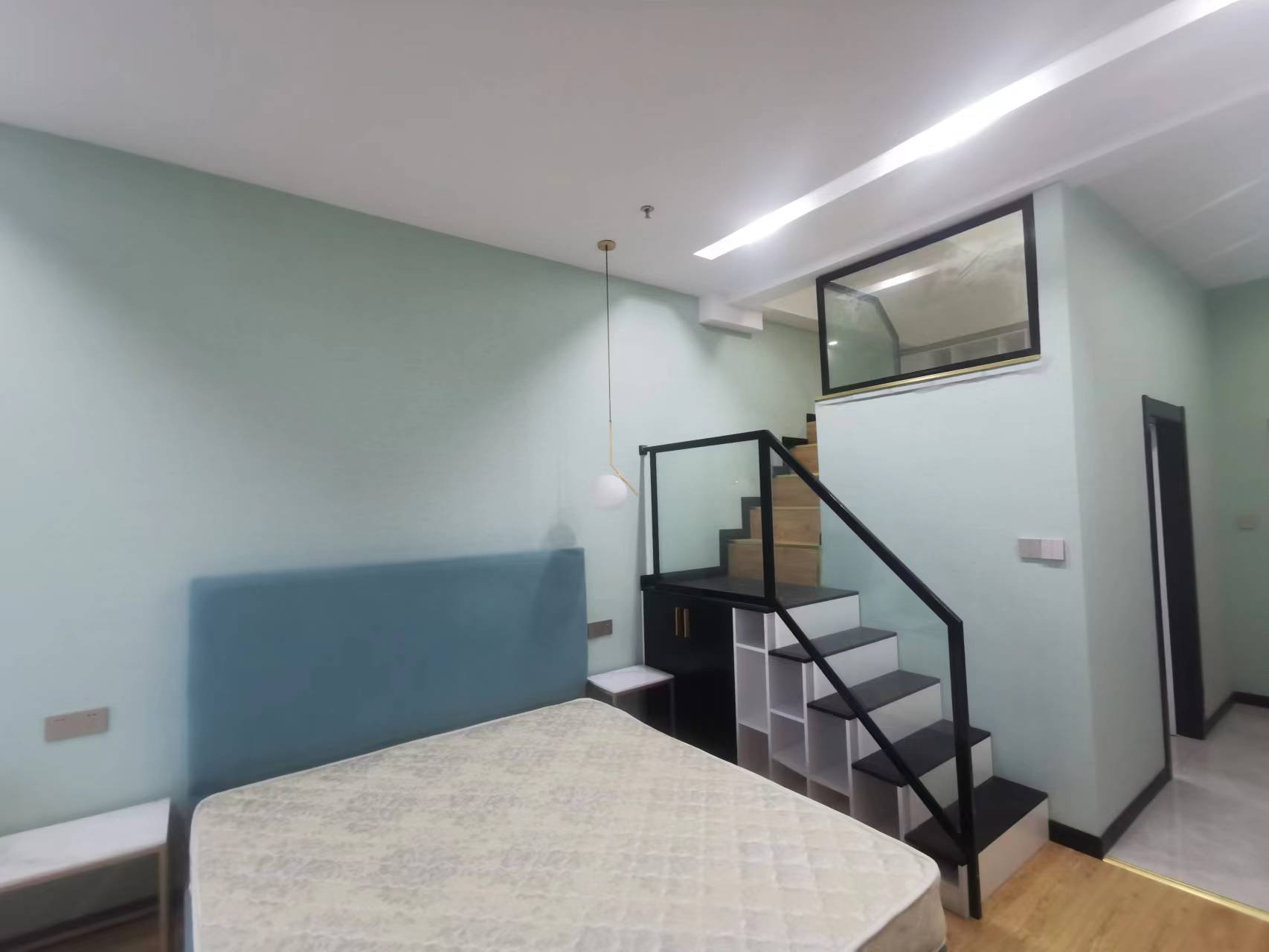 圆融堤调 1室1厅1卫 55m&sup2;