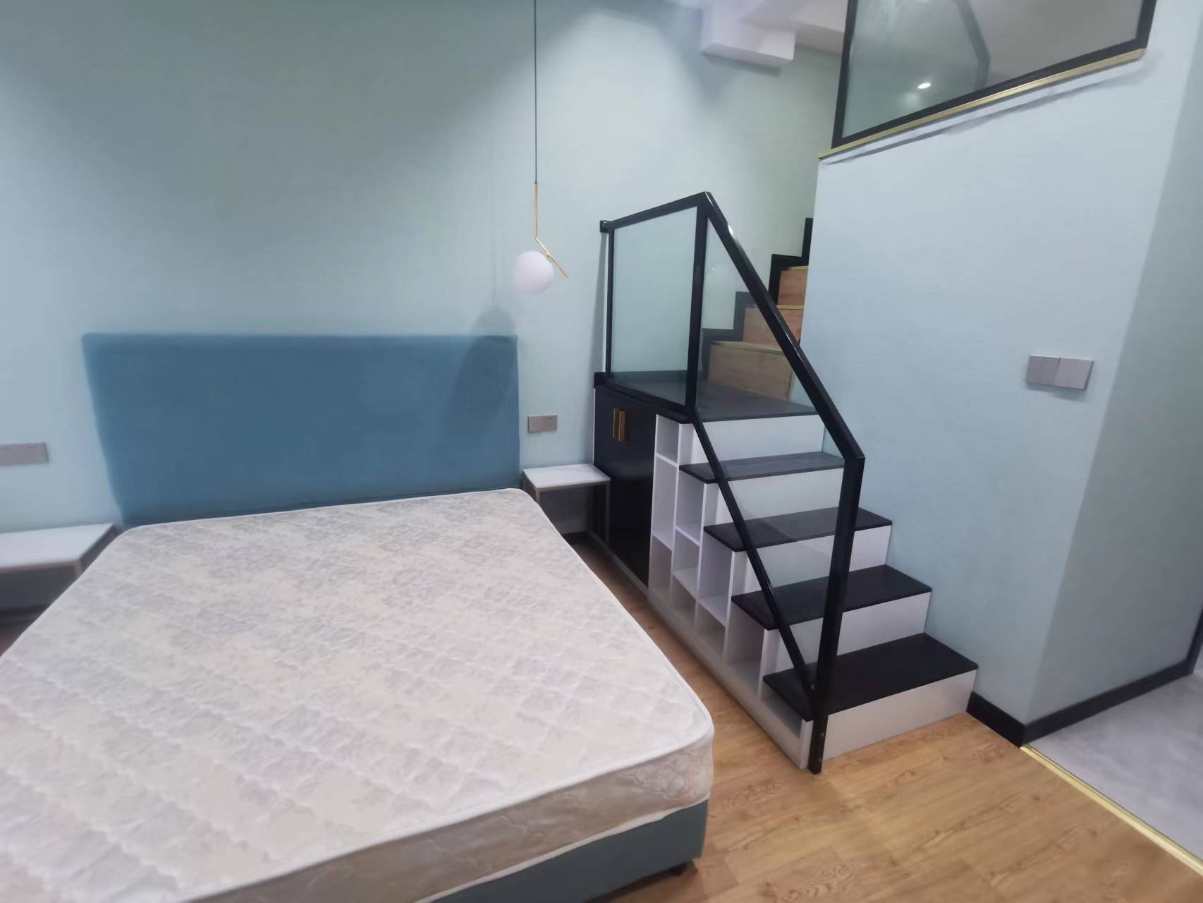 圆融堤调 1室1厅1卫 55m&sup2;
