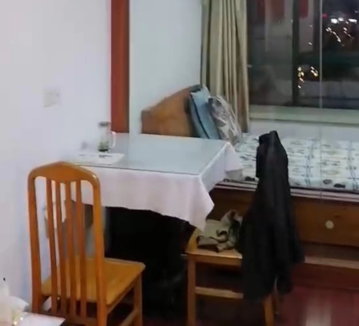 财富商城 1室1厅1卫 57m²