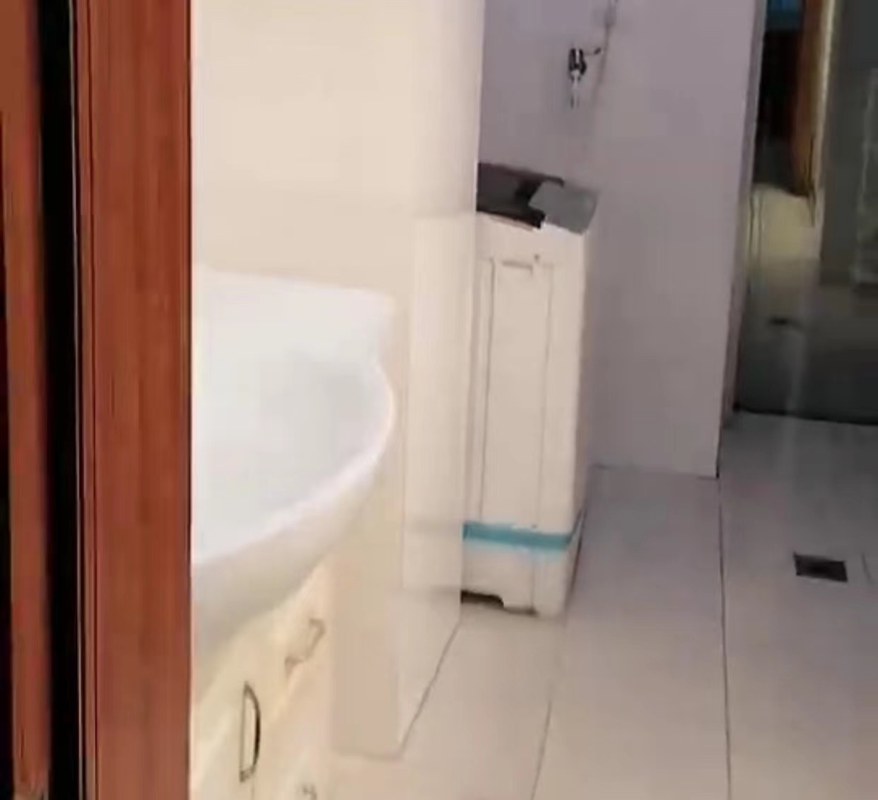 财富商城 1室1厅1卫 57m&sup2;