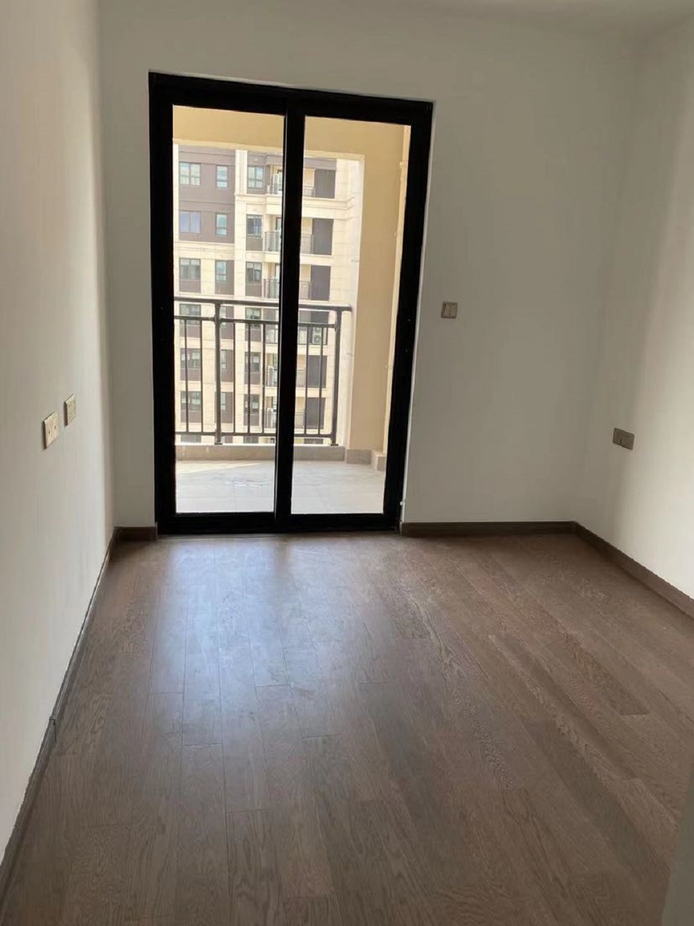 中海上东区 3室2厅2卫 127m&sup2;