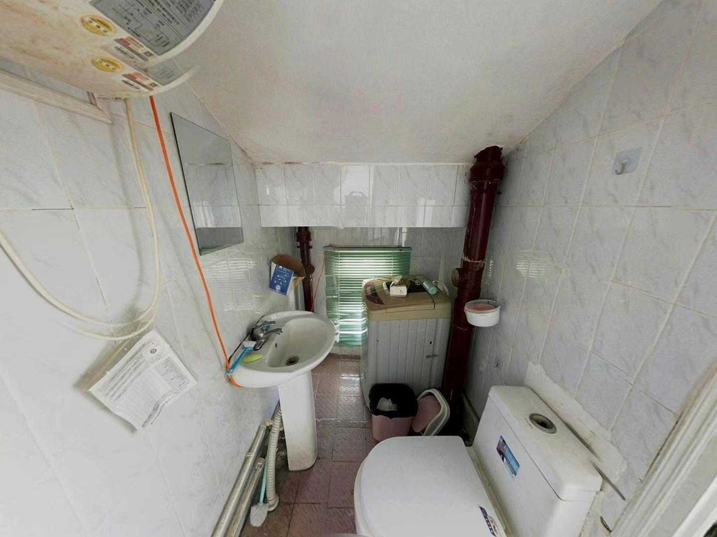 北濠桥东村 3室1厅1卫 69.00m&sup2;