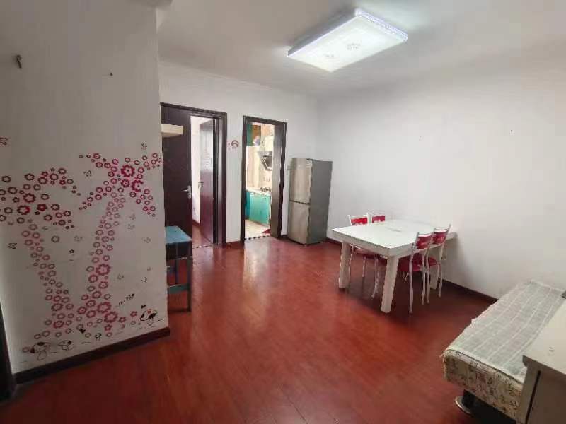 高迪晶城 2室1厅1卫 67m&sup2;