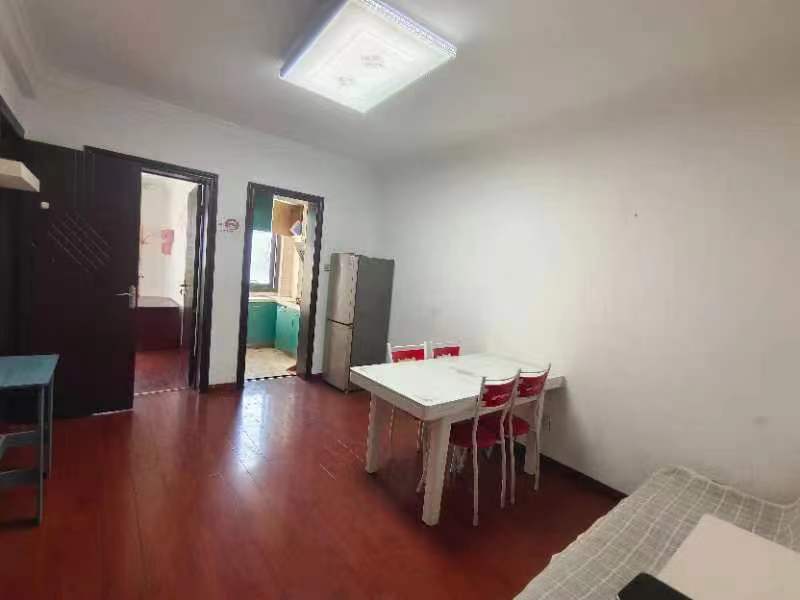 高迪晶城 2室1厅1卫 67m&sup2;