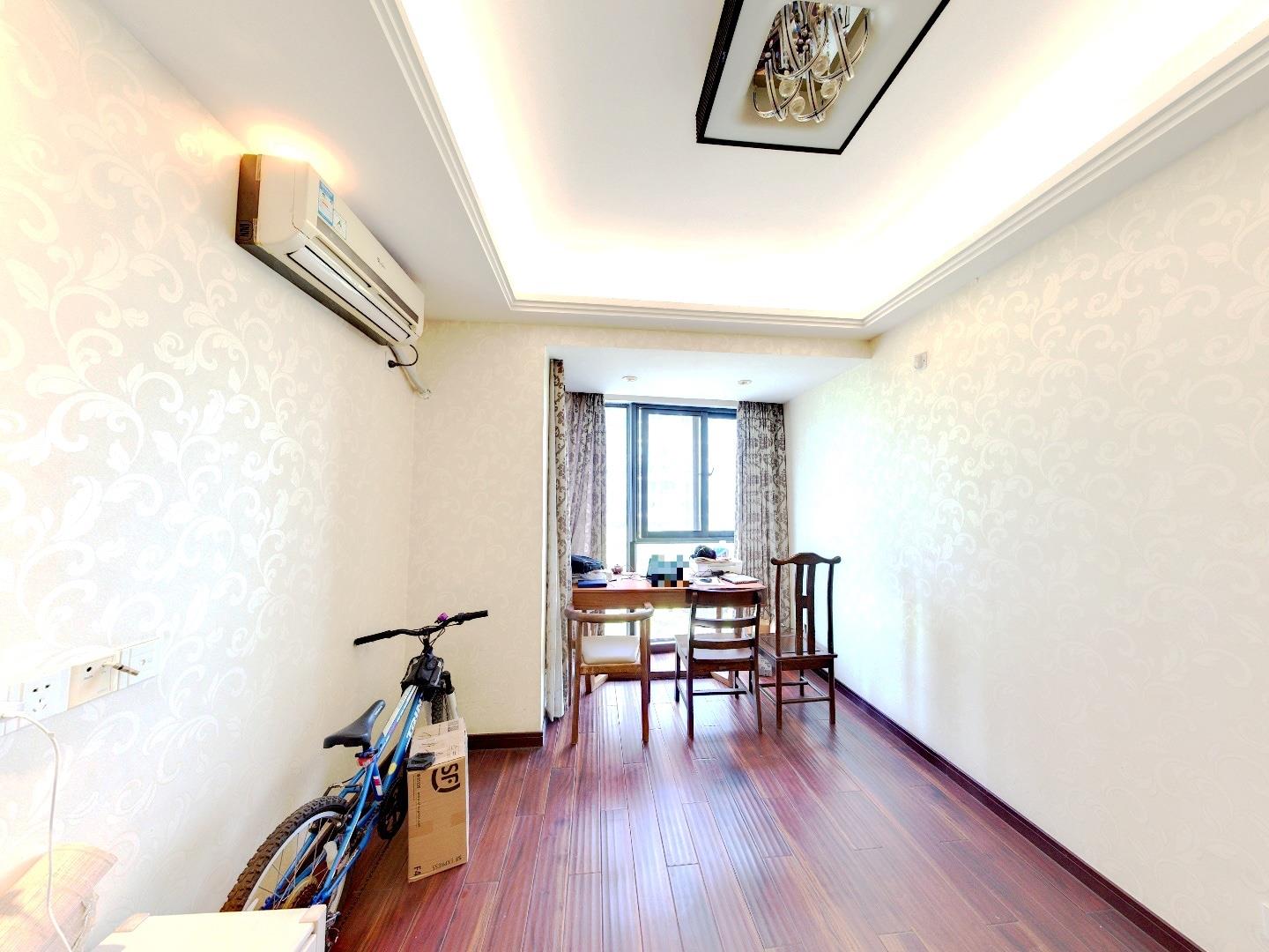 七星花园 4室1厅2卫 144.00m&sup2;