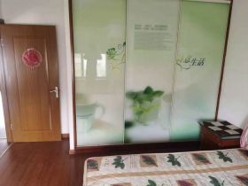 跃龙小苑 5室2厅2卫 166m&sup2;