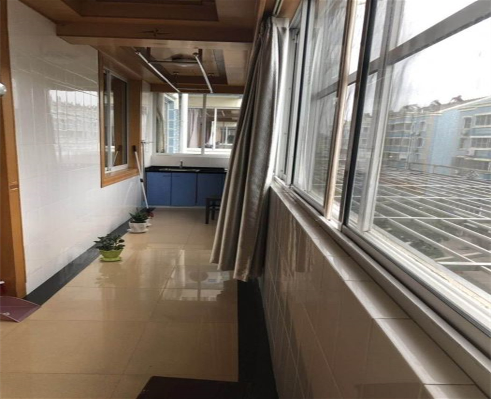 富民花苑 3室2厅2卫 138.28m&sup2;