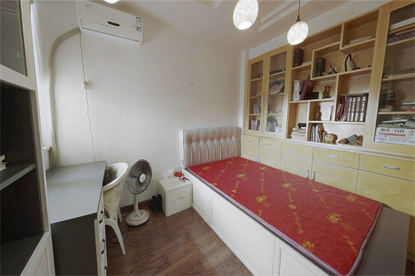 优山美地花园 3室2厅2卫 174.3m&sup2;