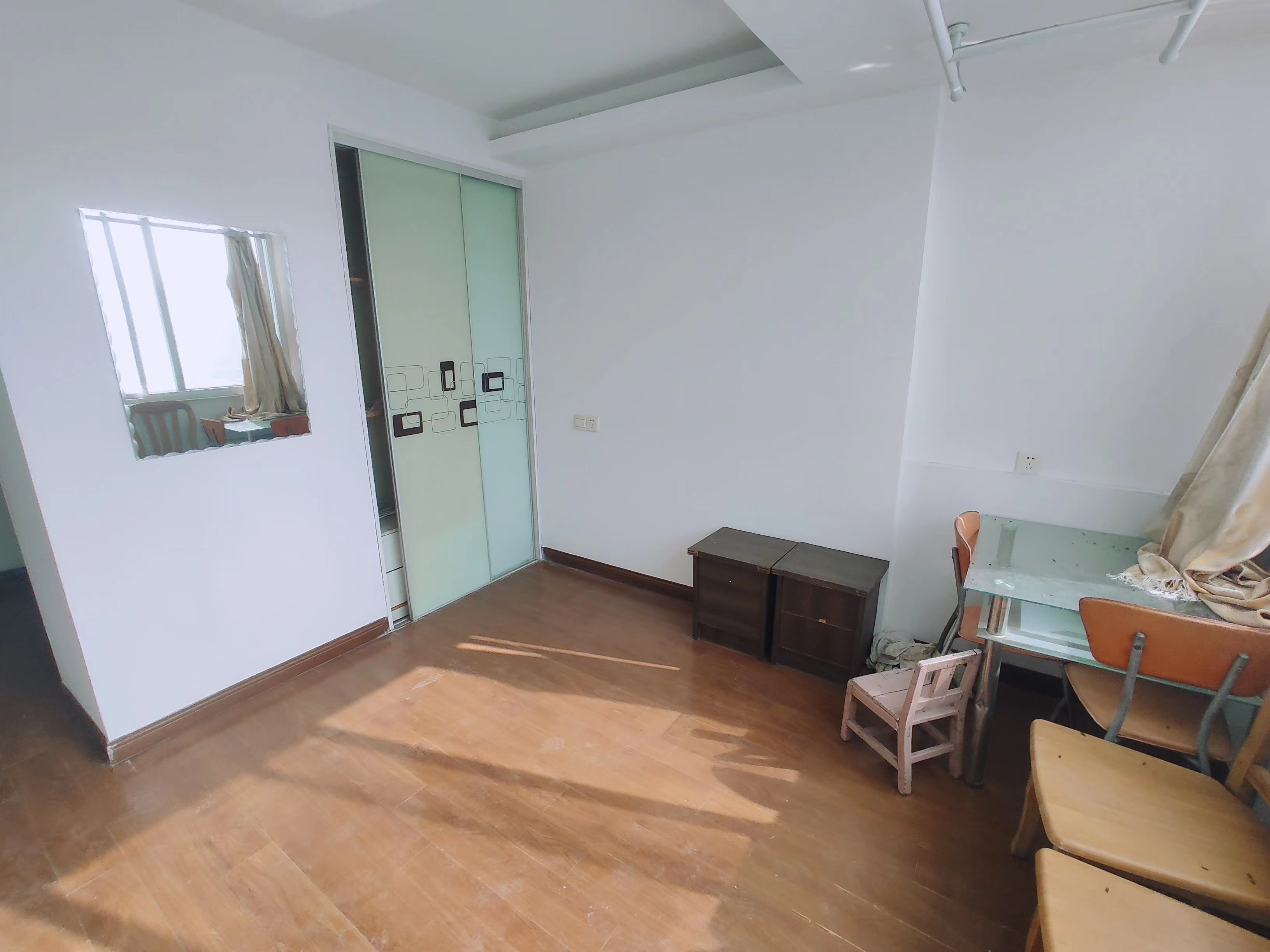 虹桥南村 2室1厅1卫 60m&sup2;