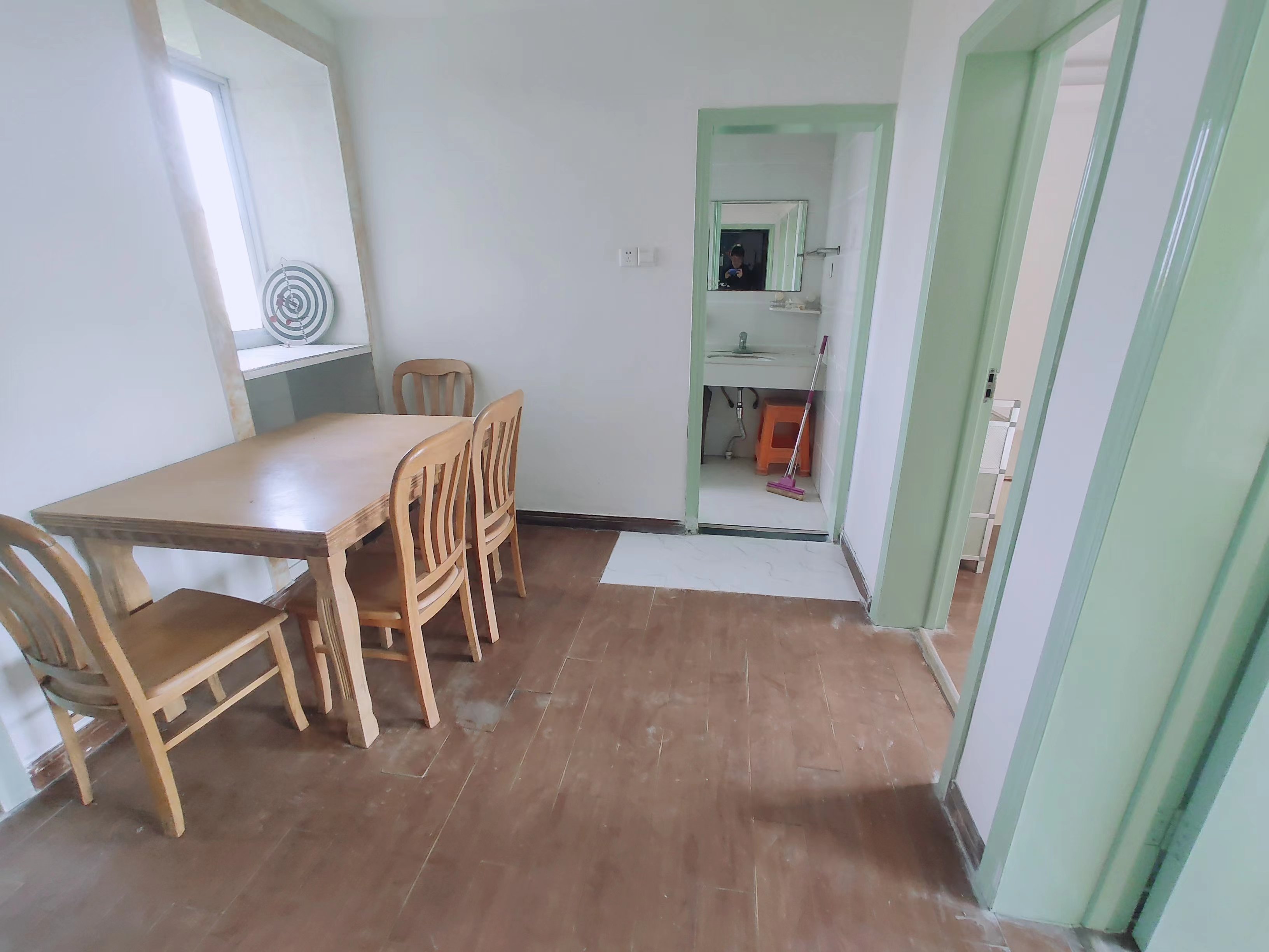 虹桥南村 2室1厅1卫 60m&sup2;