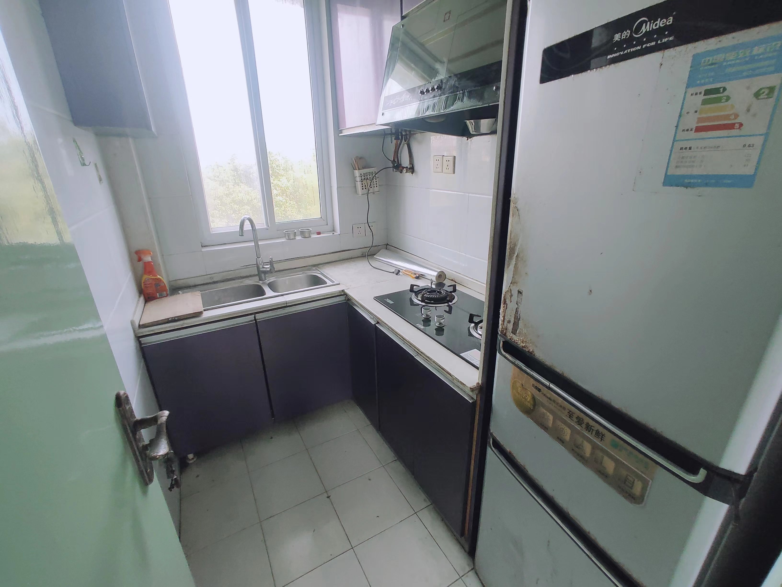 虹桥南村 2室1厅1卫 60m&sup2;