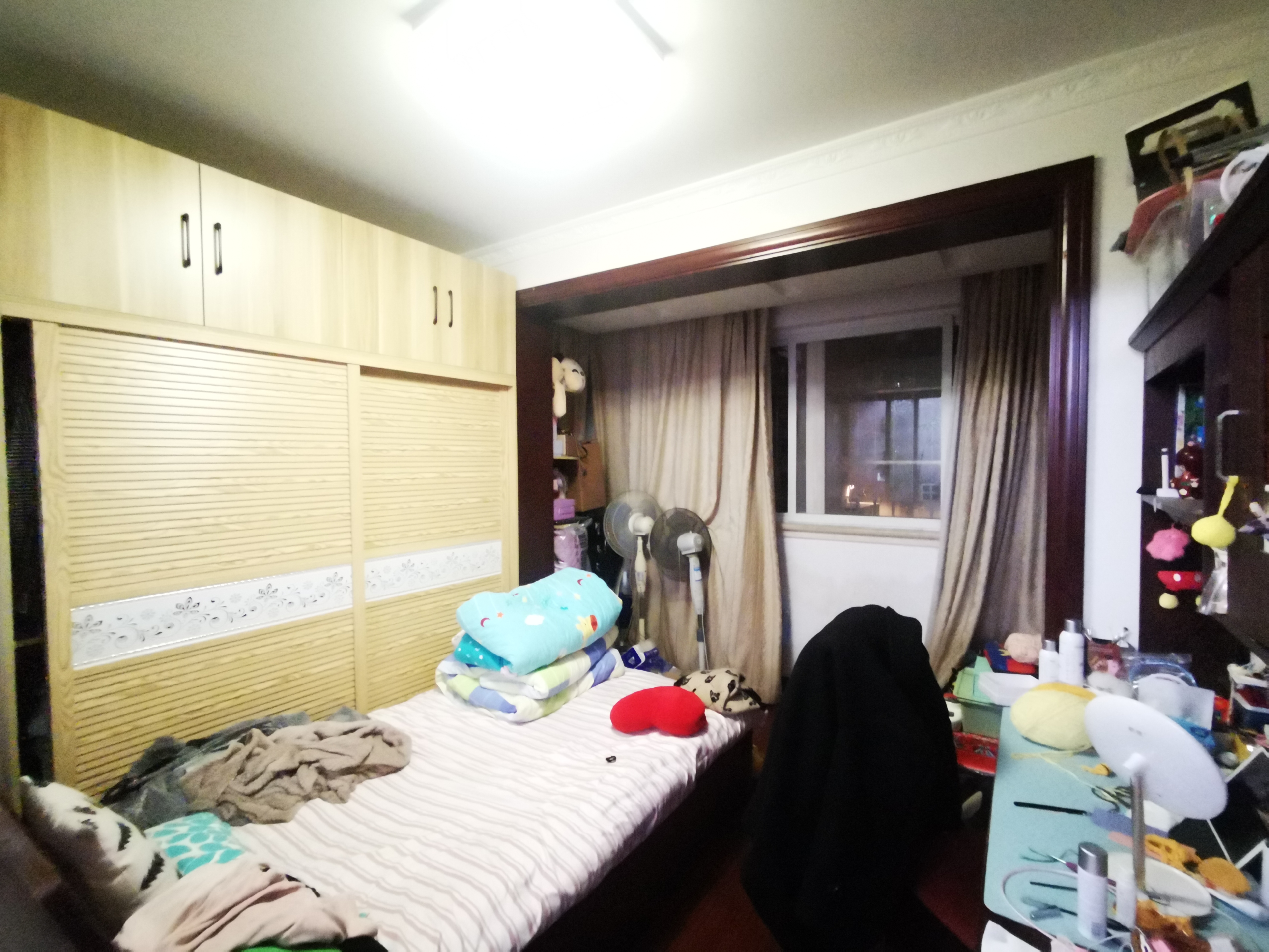 虹桥新苑 3室1厅1卫 113.16m&sup2;