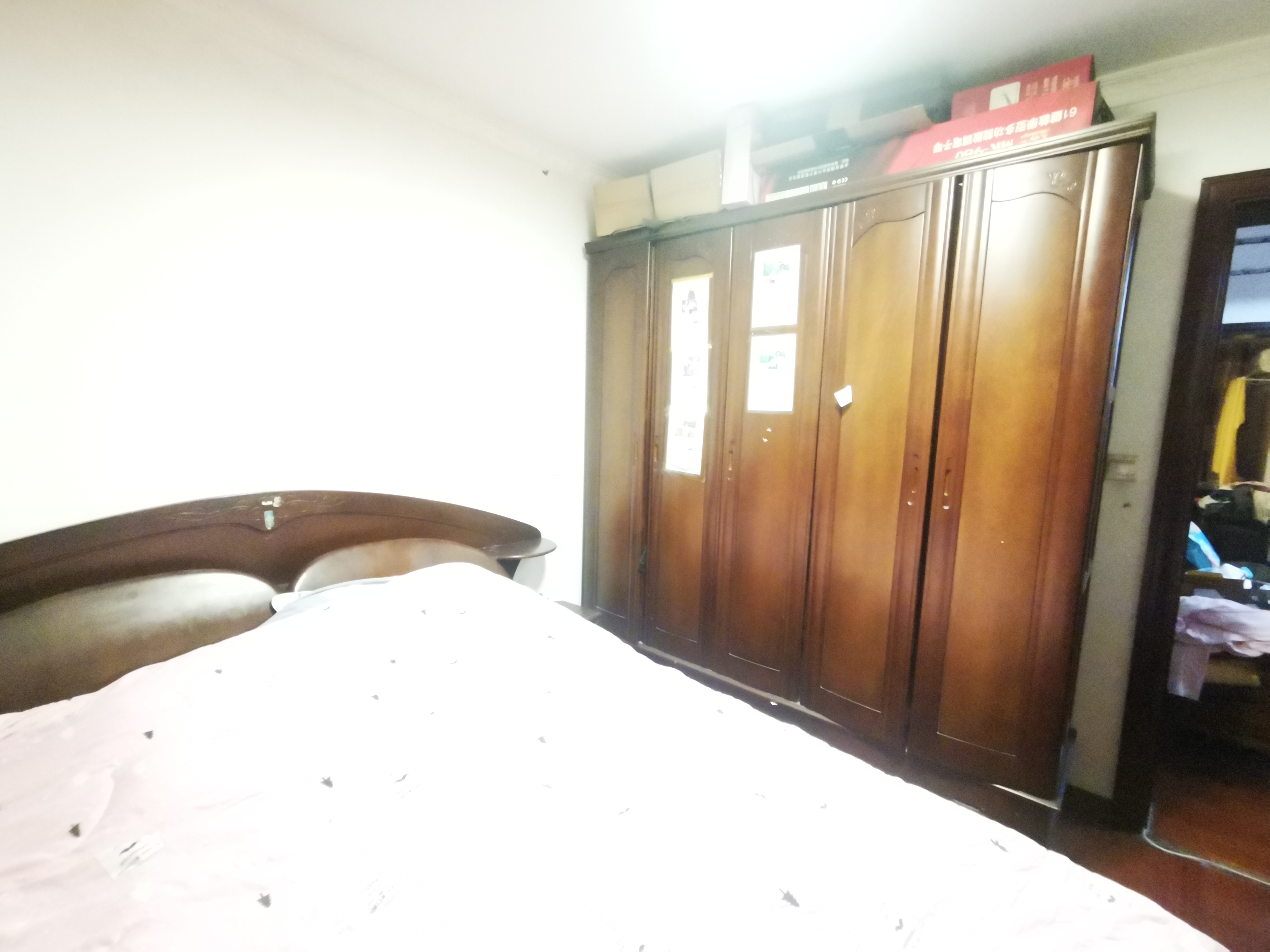 虹桥新苑 3室1厅1卫 113.16m&sup2;