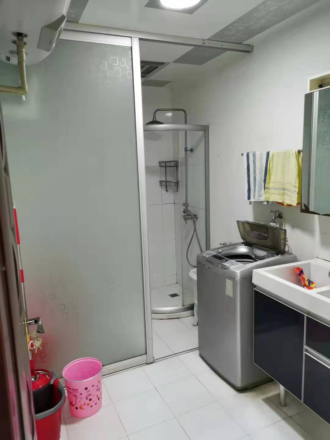 军山花园 3室2厅2卫 138m&sup2;