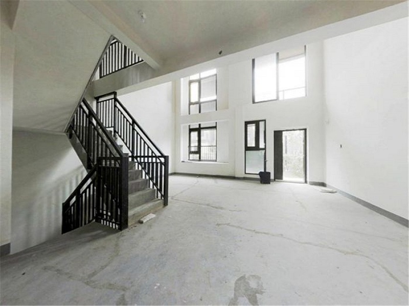 绿地新里城 4室2厅2卫 140.00m&sup2;